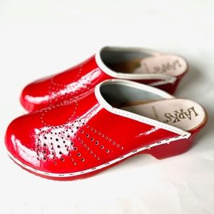 Larks Made In Sweden Red Patent Leather with White leather Trim Clogs NWOT